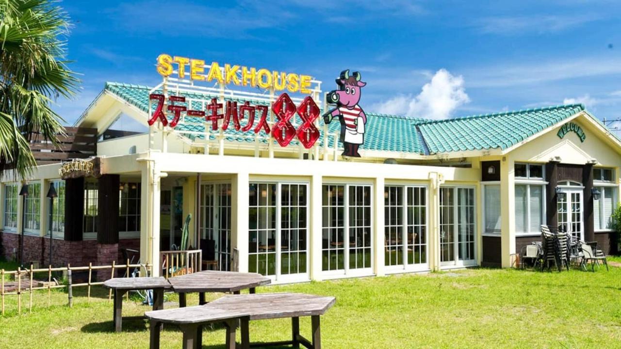 Guest House Sato Мотобу Экстерьер фото